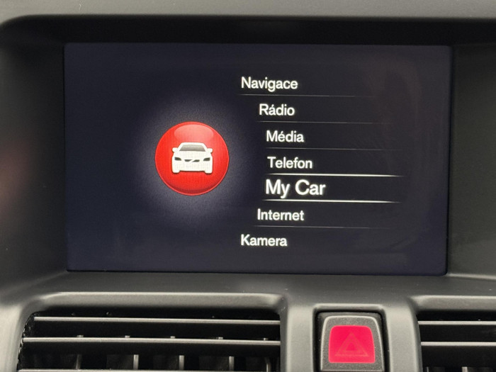 Volvo XC60 D4 AWD MOMENTUM AUT 2.4 d Momentum