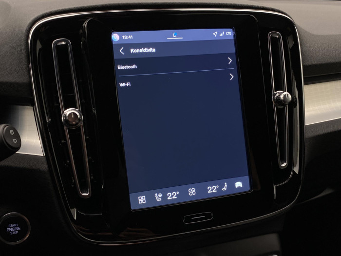 Volvo XC40 B3 AUT DARK PLUS