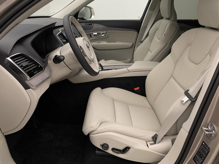 Volvo XC90 B5 AWD AUT BRIGHT PLUS 7míst 2.0 Plus