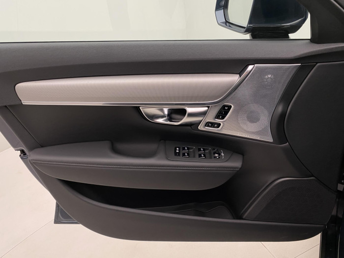 Volvo V90 T6 AWD PLUG-IN BRIGHT PLUS