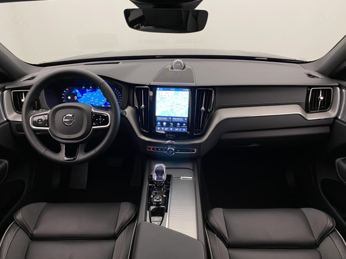 Volvo XC60 B5 AWD BLACK EDITION AUT 2.0 Edition