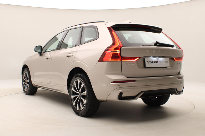 Volvo XC60 B4 AWD PLUS DARK AUT CZ
