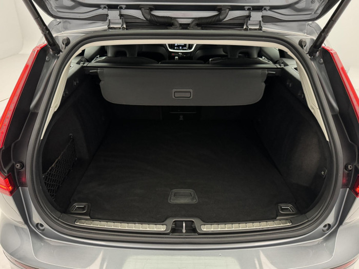 Volvo V60 B4 MOMENTUM AUT 2.0 Momentum