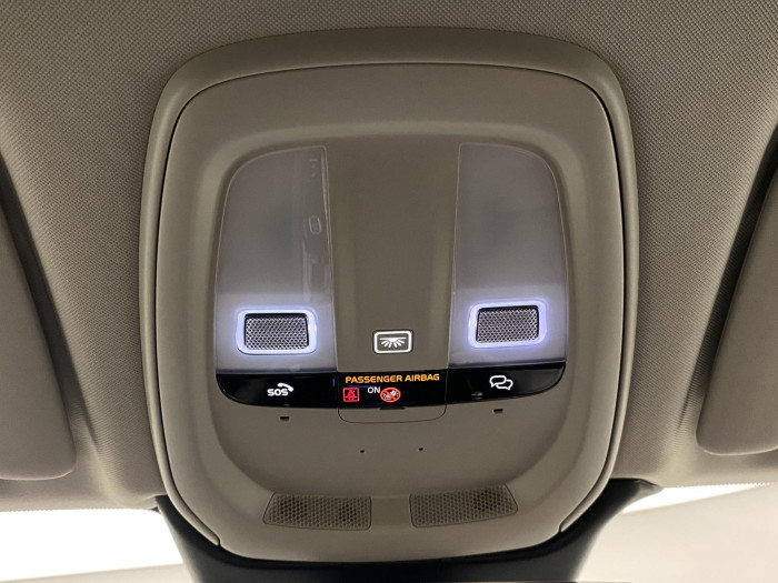 Volvo XC60 B5 AWD DARK PLUS AUT CZ