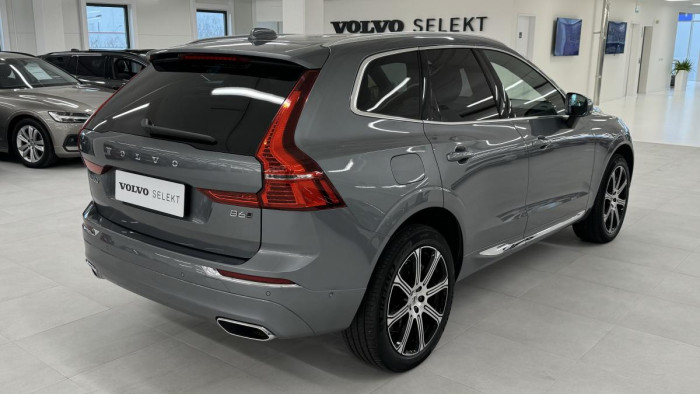 Volvo XC60 B6 AWD INSCRIPTION REZERVACE