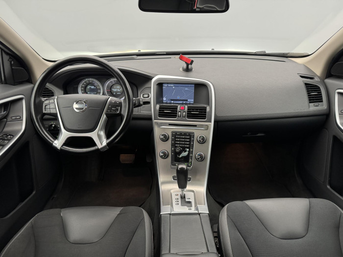 Volvo XC60 D5 AWD MOMENTUM 2.4 d Momentum