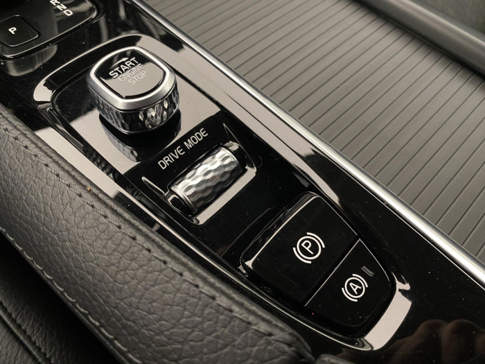 Volvo V90 B4 MOMENTUM AUT CZ 2.0 Momentum