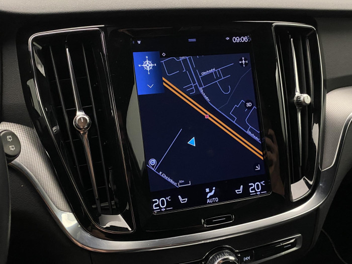 Volvo V60 B5 R-DESIGN AUT CZ
