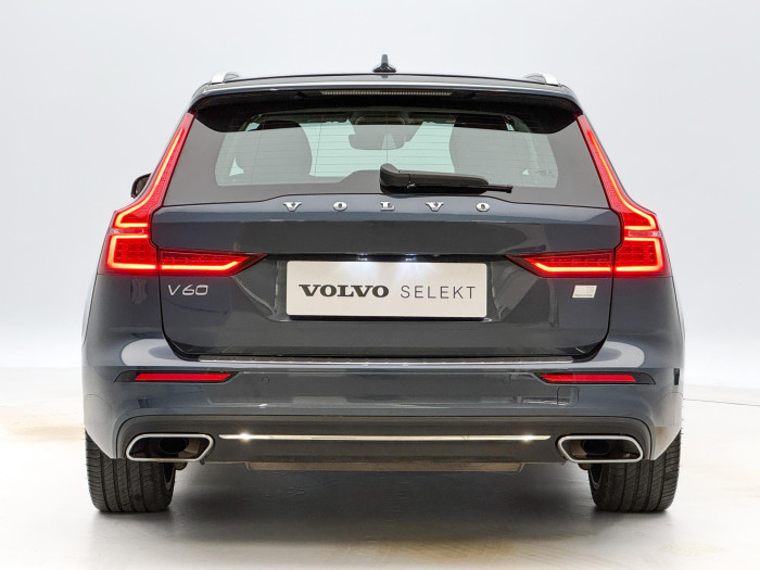 Volvo V60 T8 AWD RECHARGE INSCRIPTION