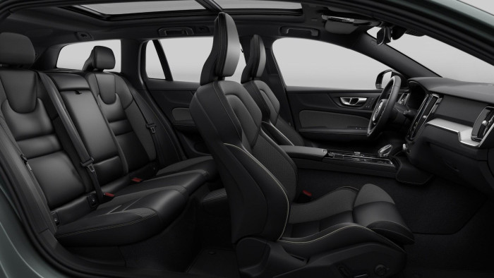 Volvo V60 T6 AWD AUT RECHARGE DARK PLUS