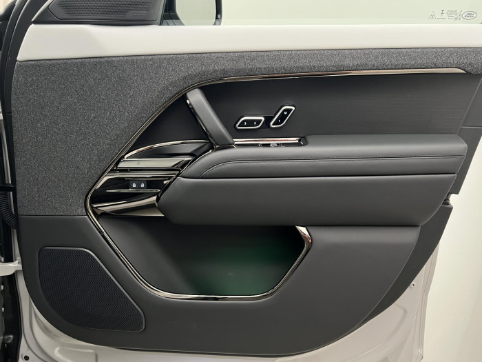 Land Rover Range Rover Sport P400 AUTOBIOGRAPHY AWD Aut