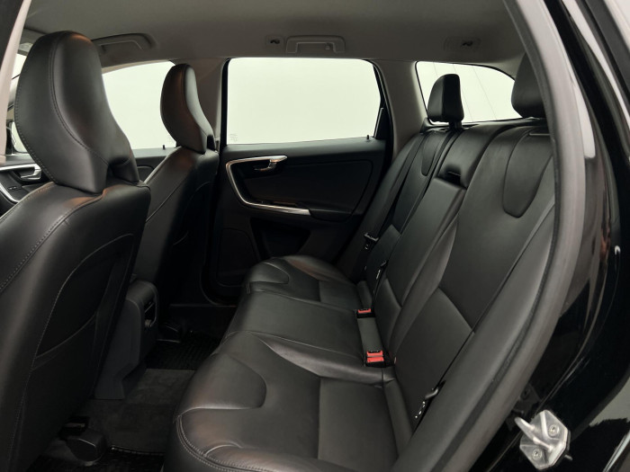 Volvo XC60 D5 AWD SUMMUM AUT CZ 2.4 d Summum