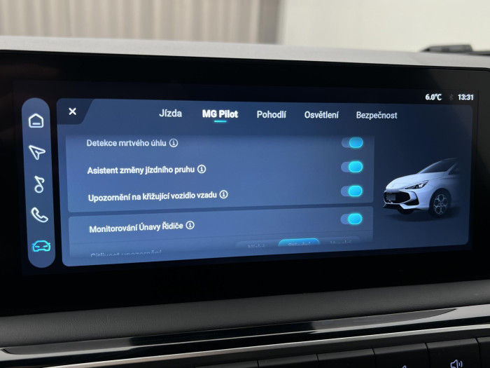 MG MG3 EXCLUSIVE HYBRID+ AUT CZ 1.maj 1.5 Exclusive