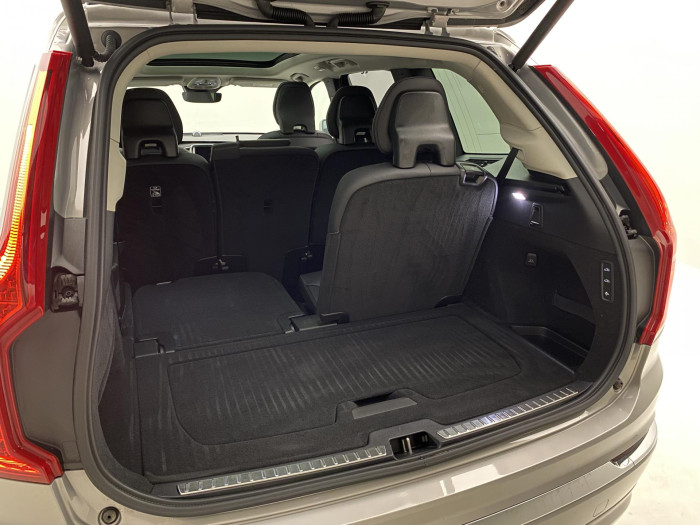 Volvo XC90 B5 AWD ULTIMATE BRIGHT 1.maj