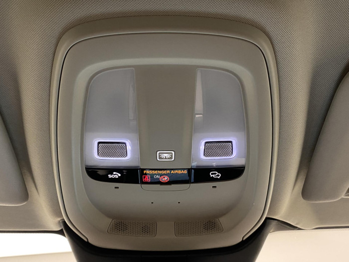 Volvo V60 B4 DARK PLUS AUT CZ