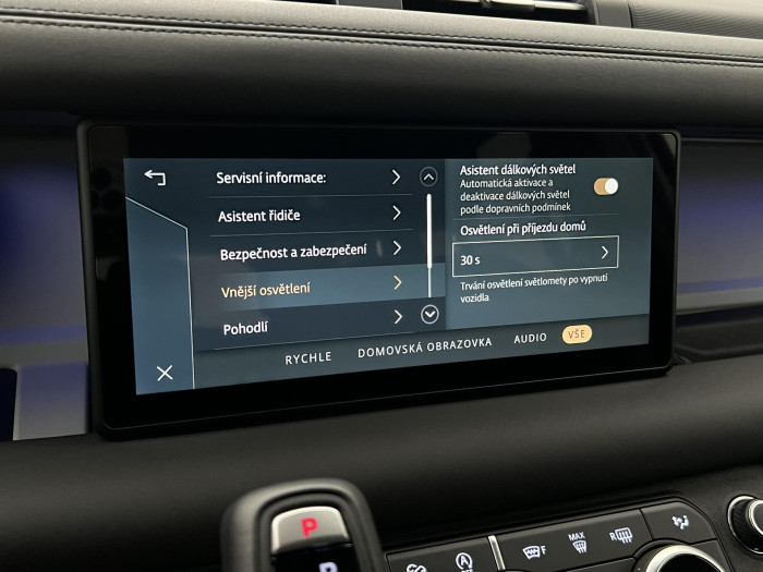 Land Rover Defender 110 D300 X-DYNAMIC 3.0 d Dynamic