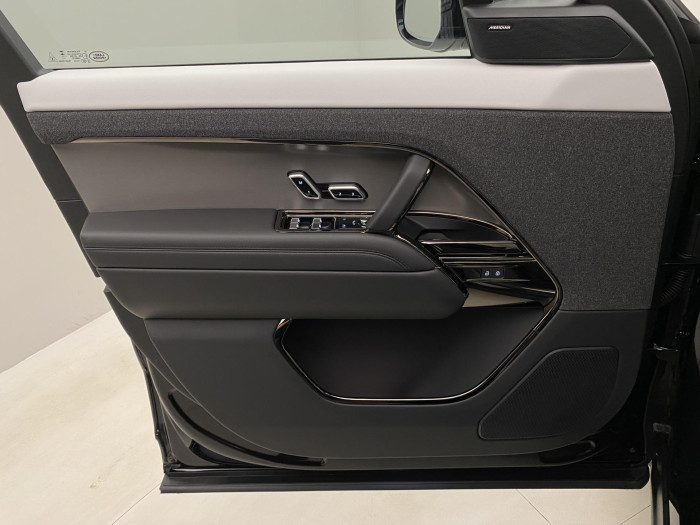 Land Rover Range Rover Sport P460e DYNAMIC SE REZERVACE 3.0 Dynamic SE