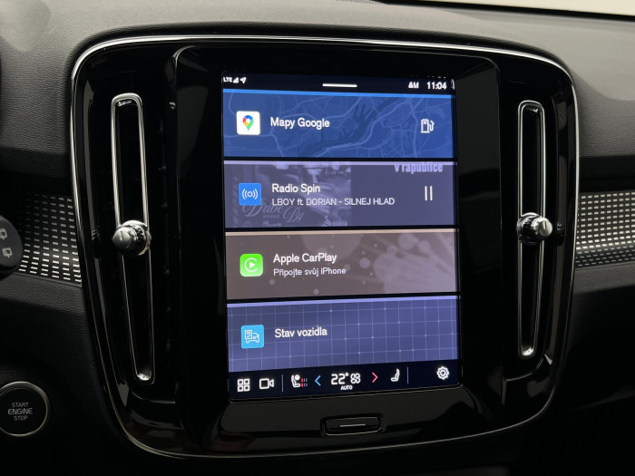 Volvo XC40 B3 ULTRA DARK AUT CZ 1.maj.