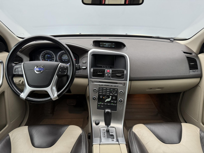 Volvo XC60 2.4D AWD SUMMUM CZ 2.4 d Summum