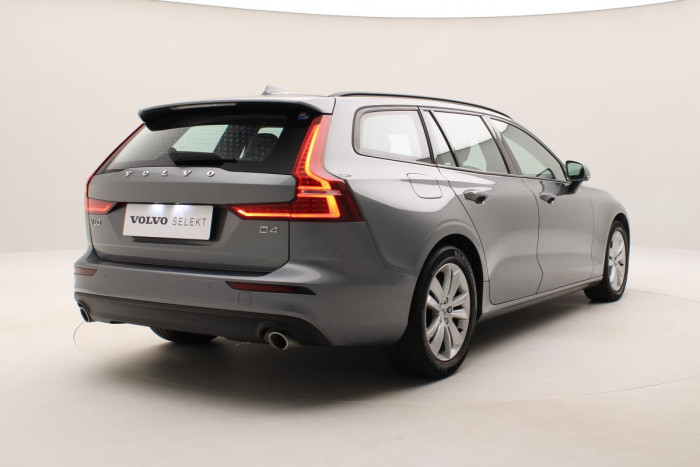 Volvo V60 D4 MOMENTUM AUT 1.maj 2.0 d Momentum