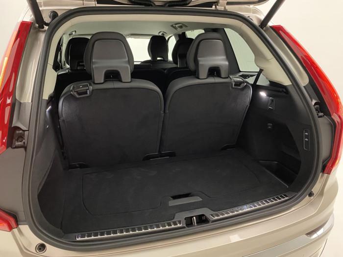 Volvo XC90 B5 AWD AUT BRIGHT PLUS 7míst 2.0 Plus
