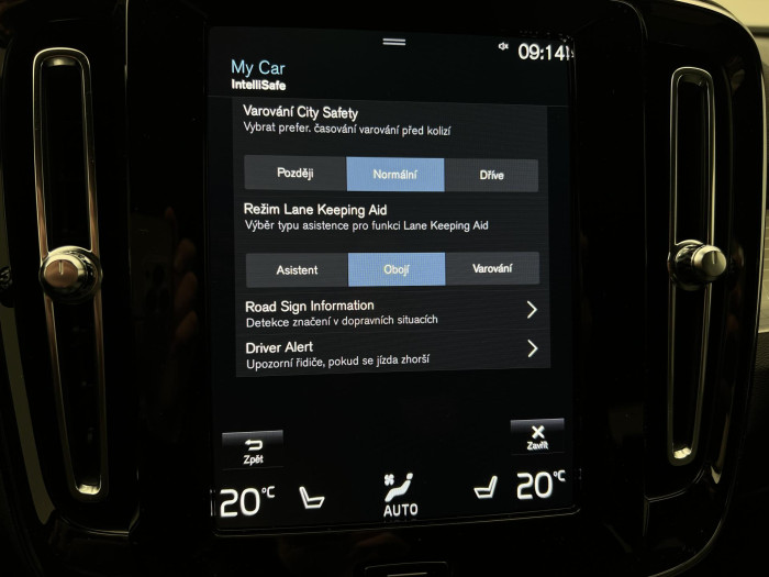 Volvo XC40 T3 MOMENTUM 1.maj. 1.5 Momentum