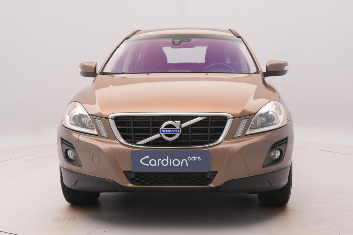 Volvo XC60 D3 AWD MOMENTUM CZ 1.maj 2.4 d Momentum