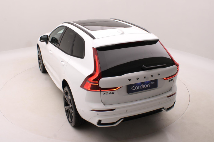Volvo XC60 B5 AWD AUT PLUS BLACK EDITION