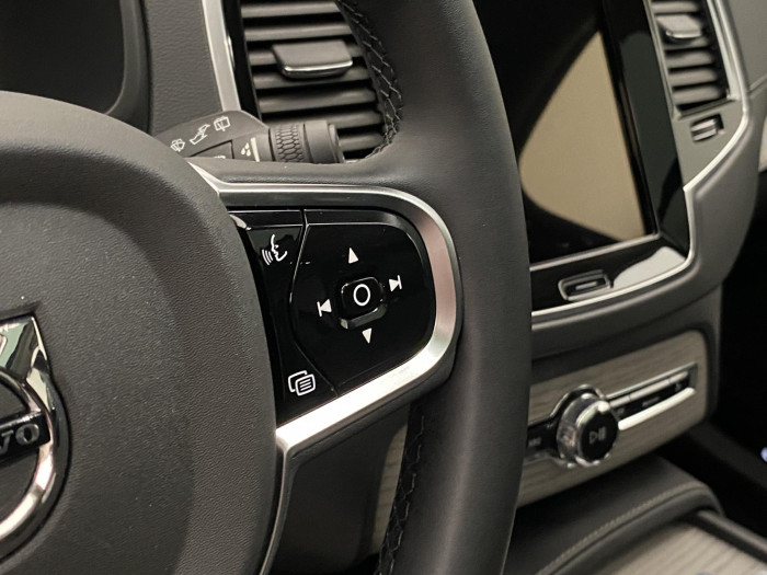Volvo XC90 B5 AWD ULTRA BRIGHT 1.maj 7m