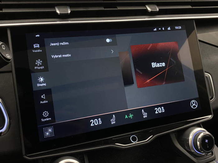 Lynk & Co 01 PHEV DCT AUT REZERVACE