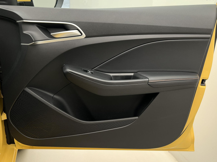 MG MG3 EXCLUSIVE HYBRID+ AUT CZ 1.maj 1.5 Exclusive