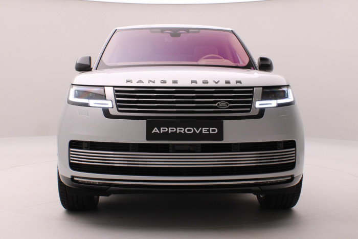 Land Rover Range Rover SV P530 LWB 1.maj.