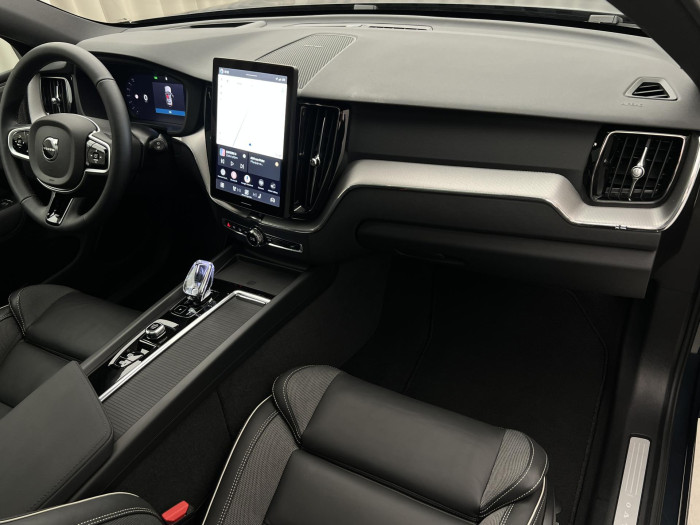 Volvo XC60 B5 AWD BLACK EDITION PLUS AUT