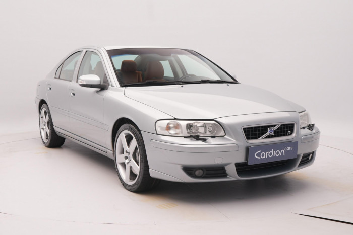 Volvo S60 AWD R-DESIGN CZ 1.maj