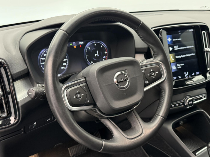 Volvo XC40 D4 AWD MOMENTUM AUT 2.0 d Momentum
