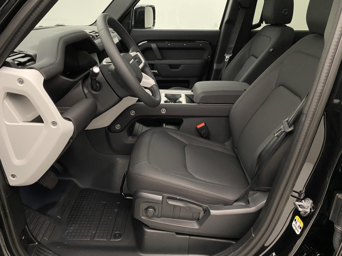 Land Rover Defender 110 D250 S AWD 3.0 d