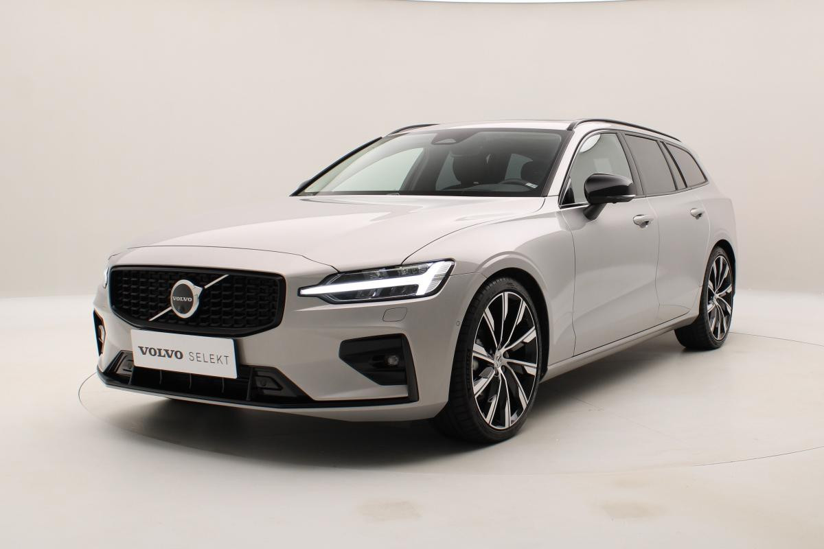 Volvo V60 B4 ULTIMATE DARK AUT REZERVACE