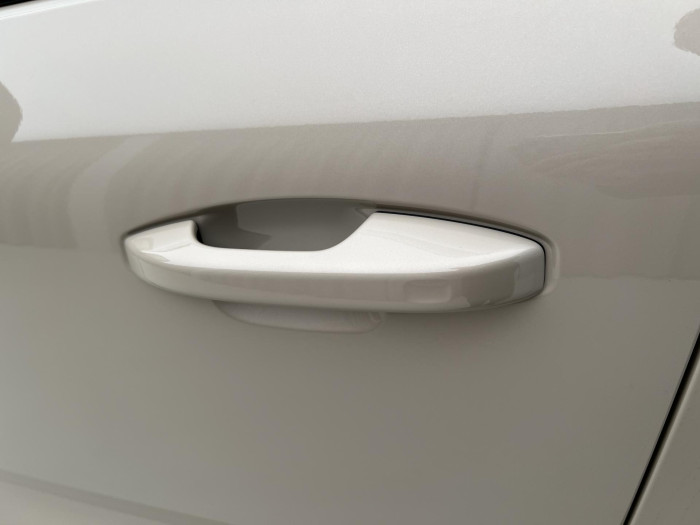 Volvo XC40 B3 DARK PLUS AUT