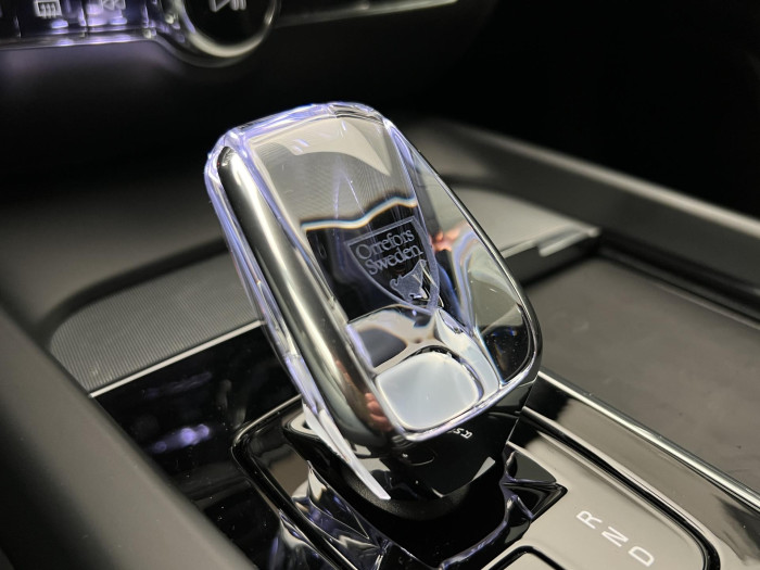 Volvo V60 B4 PLUS DARK AUT 1.maj.