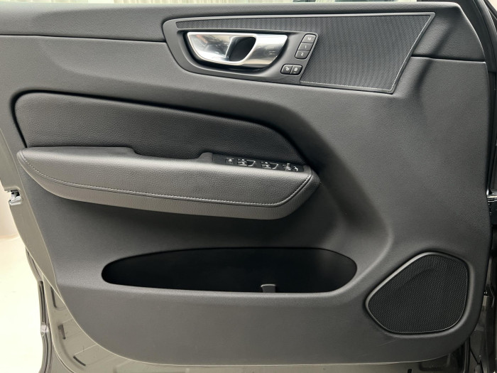 Volvo XC60 B5 AWD INSCRIPTION AUT