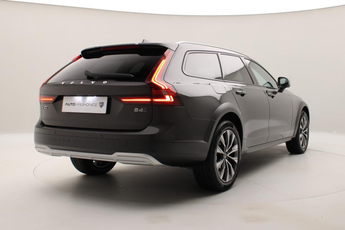 Volvo V90 B4 AWD AUT CROSS COUNTRY PLUS 2.0 Plus