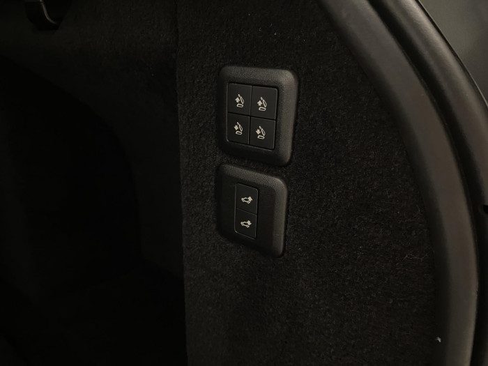 Land Rover Range Rover Sport 3.0 SDV6 HSE AWD REZERVACE