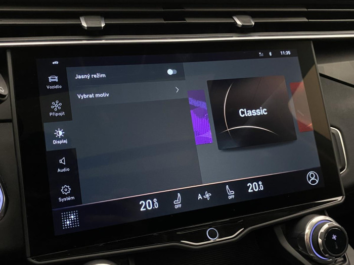 Lynk & Co 01 PHEV DCT AUT 1.maj.