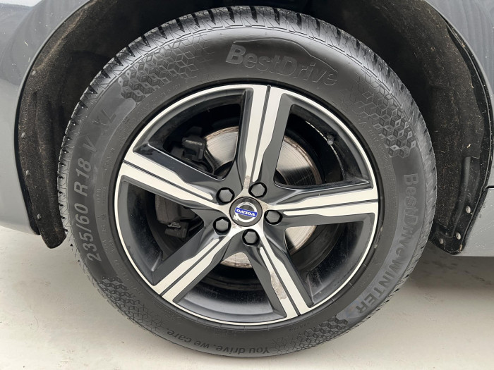 Volvo XC60 D4 AWD MOMENTUM AUT 2.4 d Momentum