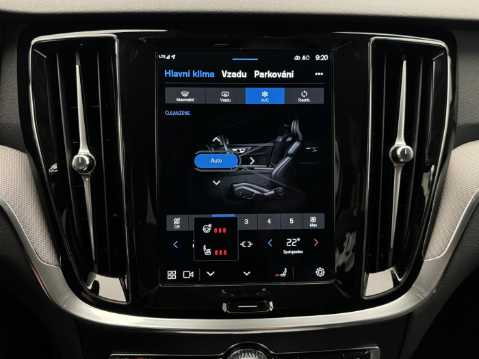 Volvo V60 CC B5 AWD PLUS BRIGHT 1.maj