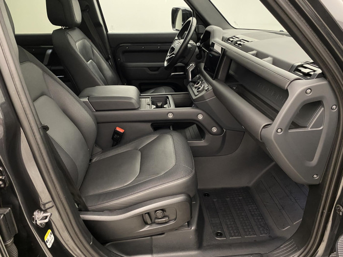 Land Rover Defender 110 D300 X-DYNAMIC HSE AWD AUT 3.0 d Dynamic