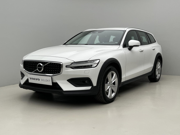Volvo V60 CC B4 AWD AUT 1.maj 2.0 CC CC