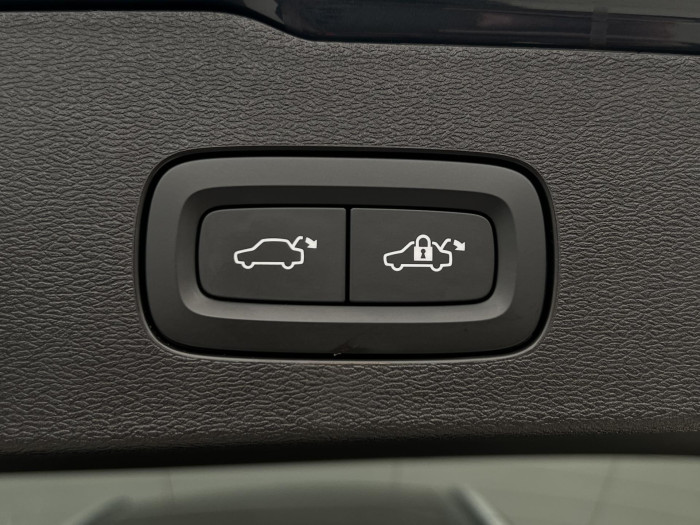 Volvo V60 CC B4 AWD ULTIMATE AUT 1.maj. 2.0 CC CC