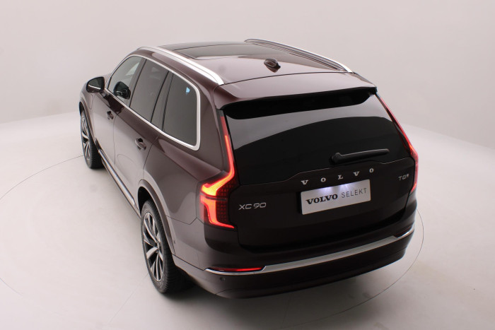 Volvo XC90 T8 AWD RECHARGE REZERVACE