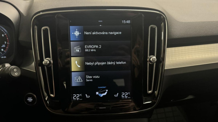 Volvo XC40 T4 AWD MOMENTUM AUT REZERVACE 2.0 Momentum